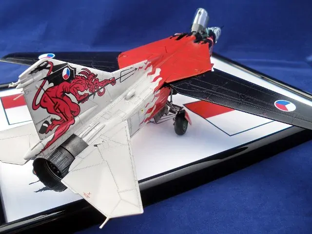 Trumpeter MIG-23MF Flogger (ČR) 1/48